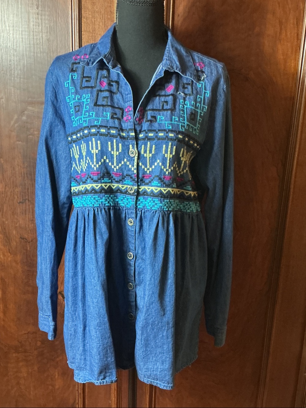 Roper Indigo Denim Embroidered Button-Front Tunic